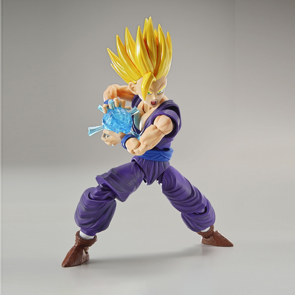 Mô hình lắp ráp Dragon Ball Z Super Saiyan 2 Son Gohan Figure Rise