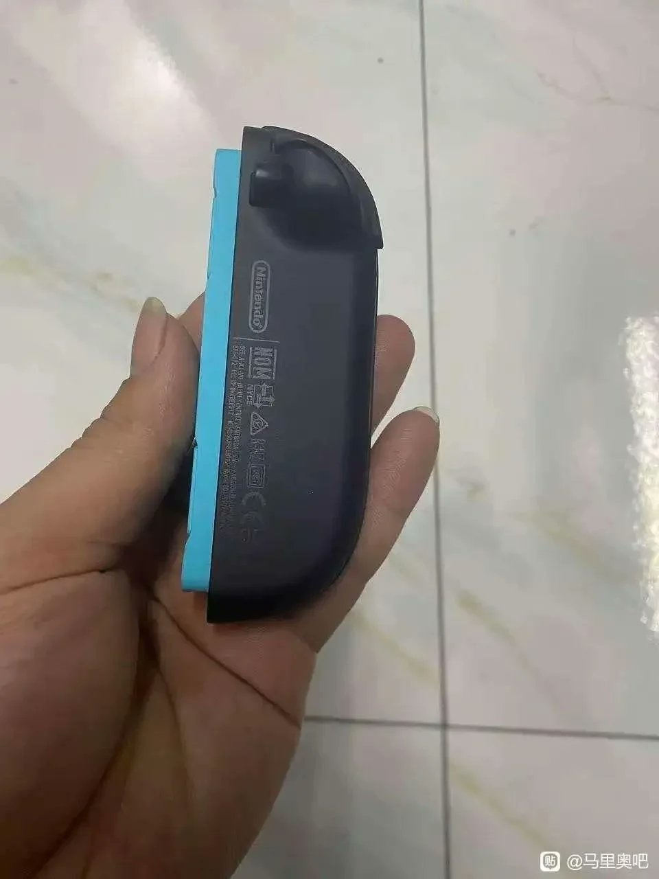 Lộ hình ảnh về chiếc Joy-Con của Switch 2 đến từ Trung Quốc