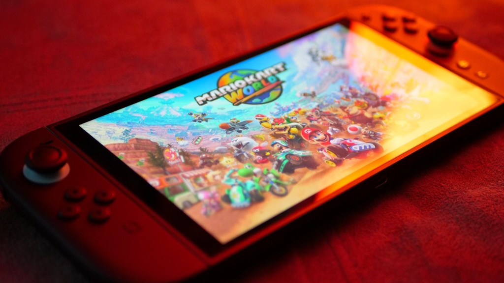 Tin đồn: Nintendo đang cân nhắc ra mắt phiên bản Switch 2 màn hình OLED
