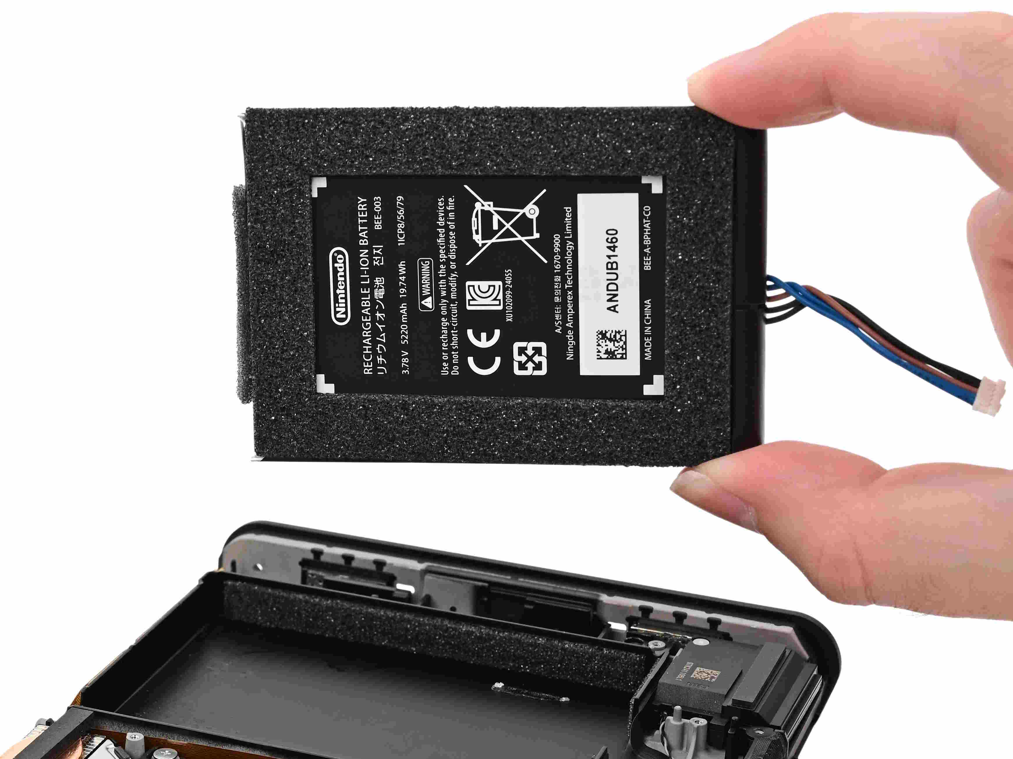 Nintendo Switch 2 và loạt tay cầm sắp có phiên bản tự thay pin tại nhà trong năm 2026