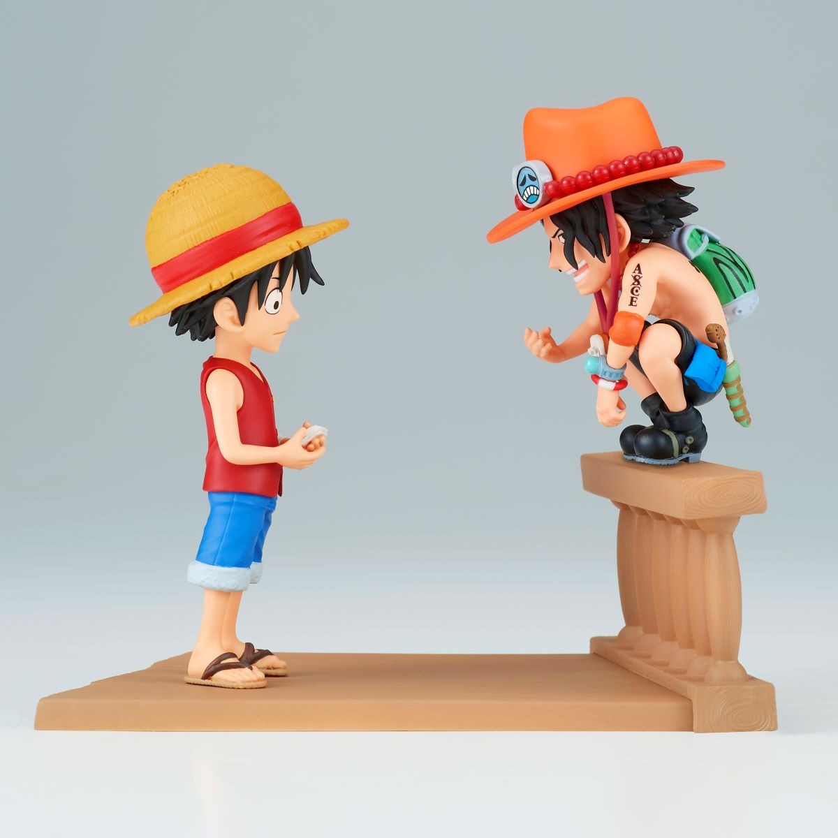 Mô hình One Piece Log Stories Monkey D.Luffy & Portgas D.Ace World Collectable Figure Banpresto - BANDAI